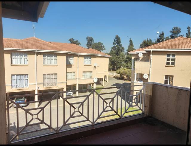 2 BEDROOM APARTMENT BLOCK TO LET IN THREE RIVERS PROPER